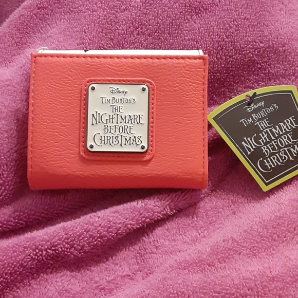 NWT Loungefly NBC Zero Wallet - Picture 2 of 3